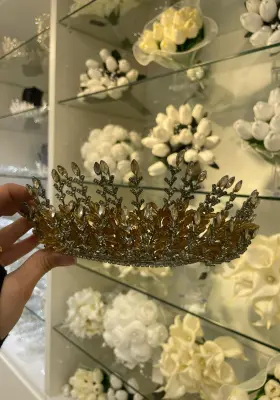 Bal Rengi Kristal Taşlı Zarif taç