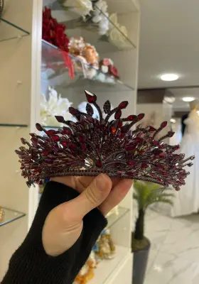 kırmızı zirkon taşlı