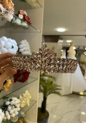 pembe zirkon taşlı şık